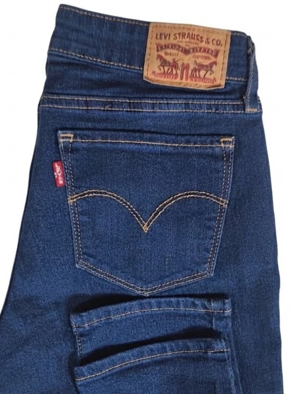 Levi's Women's 28x32 Jeans Dark Wash Blue Zipper Fly